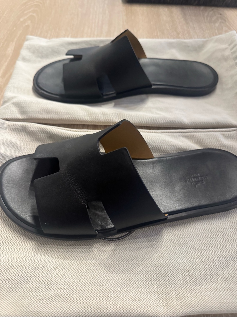 Men's Hermes Black Leather Izmir Slide Sandals - Picture 4 of 5